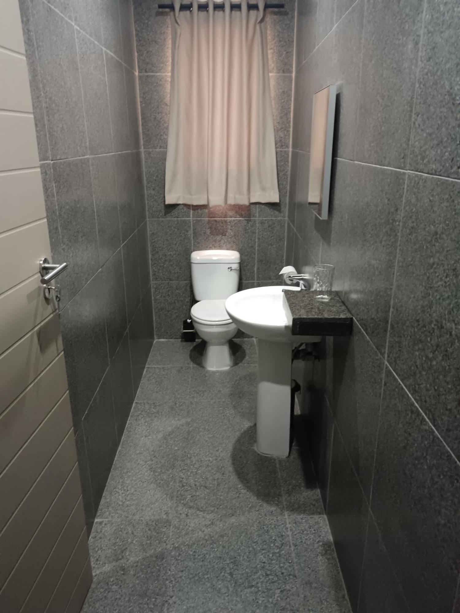 Calvinia Hotel Esterno foto